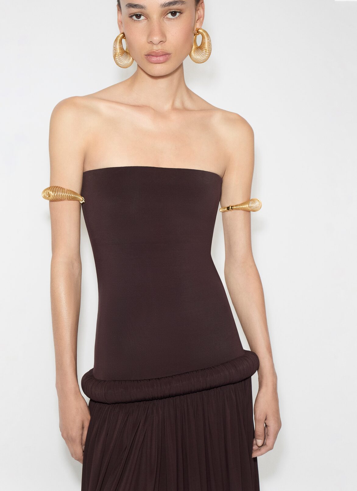 STRAPLESS DRESS IN SUPPLE JERSEY ALAÏA MAHOGANY STRAPLESS DRESS IN SUPPLE JERSEY